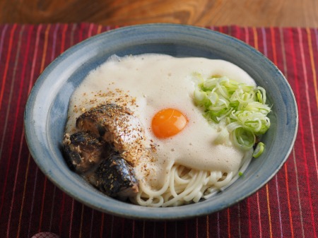 サバ納豆釜玉うどん003.jpg