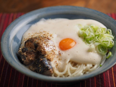 サバ納豆釜玉うどん007.jpg