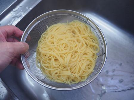 豚ひき肉でミートスパゲティ麺001.jpg