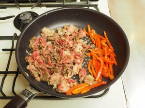 牛こま肉のバターしょう油炒め038.jpg