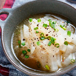 「とろとろ大根のうま塩煮」