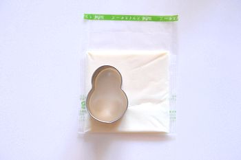 y12211.jpg