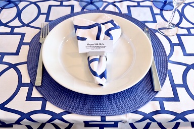 Blue&White2.jpg