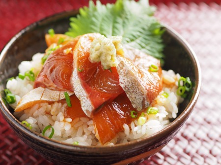 母の日にカンパチの刺身 翌日 カンパチの漬丼 筋肉料理人の家呑みレシピと時々 アウトドア 公式連載 レシピブログ