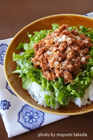 簡単すぎ 食べすぎ注意報でるかも 洋風そぼろのっけ丼 節約アドバイザー 真由美さんの神ワザ ストックおかず 公式連載 レシピブログ