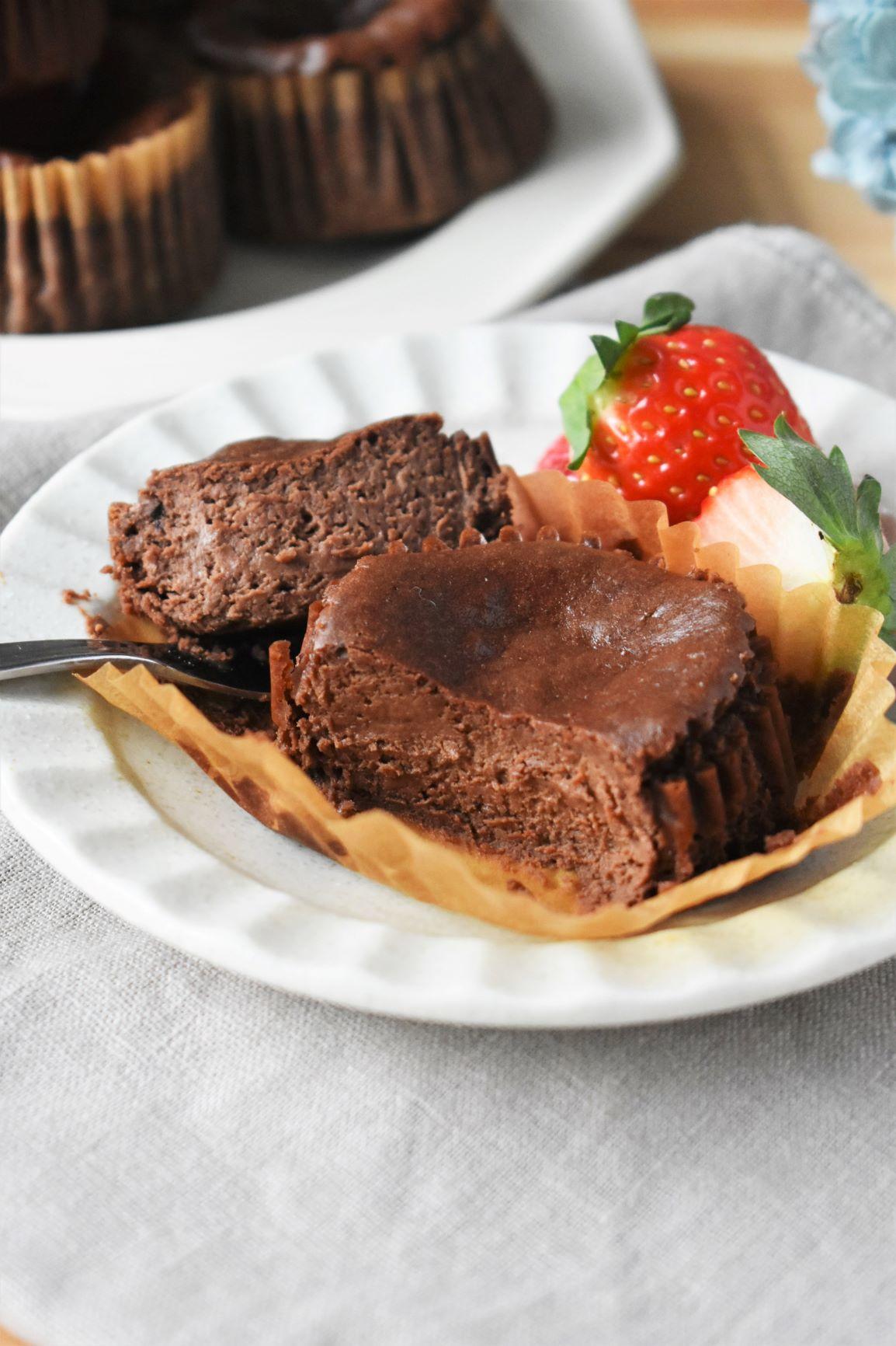 混ぜるだけ簡単 なめらか濃厚 チョコレートチーズケーキ バレンタイン つきの 繰り返し作りたくなる簡単おやつ 公式連載 レシピブログ