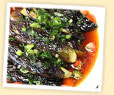 茄子の揚げ浸しは、ピリ辛な出汁をたっぷり♪