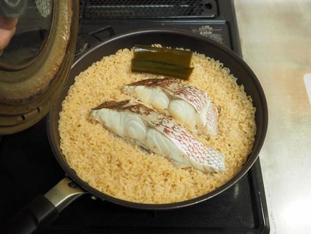 鯛と菜の花の炊き込みご飯063.jpg